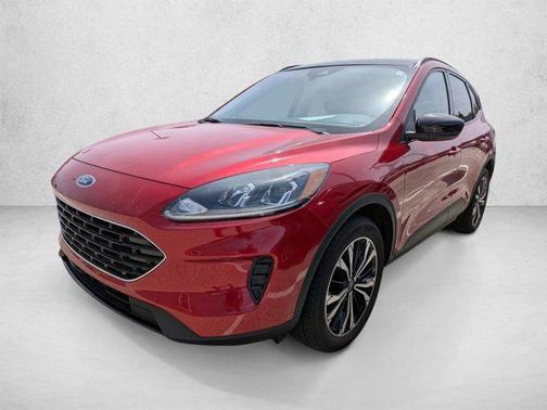 Rapid Red Metallic Tinted Clearcoat 2022 Ford Escape SE