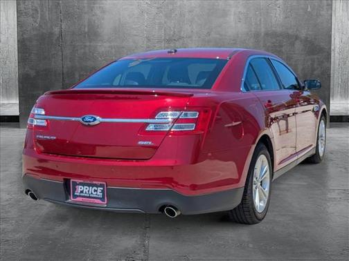 2015 Ford Taurus SEL