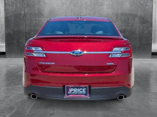 2015 Ford Taurus SEL