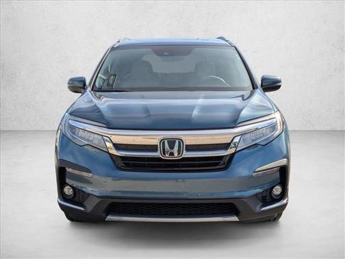 2022 Honda Pilot Touring 8-Passenger
