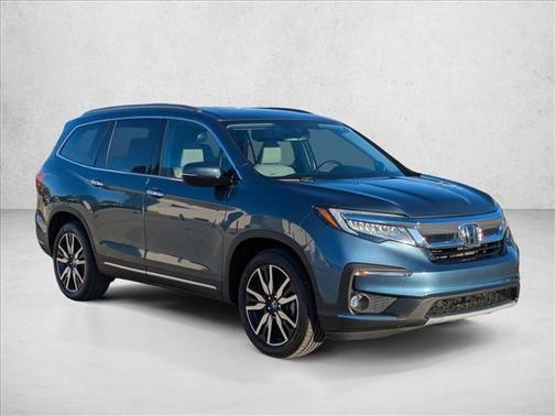 2022 Honda Pilot Touring 8-Passenger