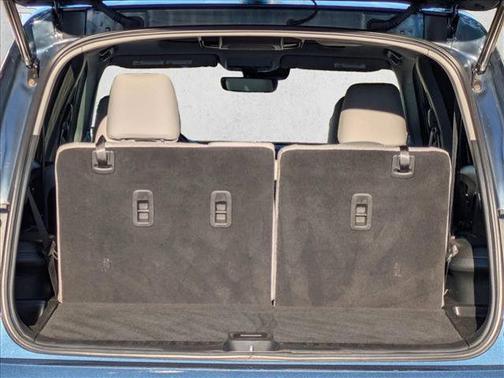 2022 Honda Pilot Touring 8-Passenger