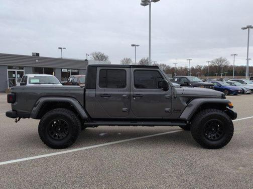 2022 Jeep Gladiator Sport S