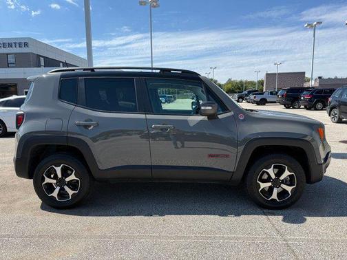 2021 Jeep Renegade Trailhawk