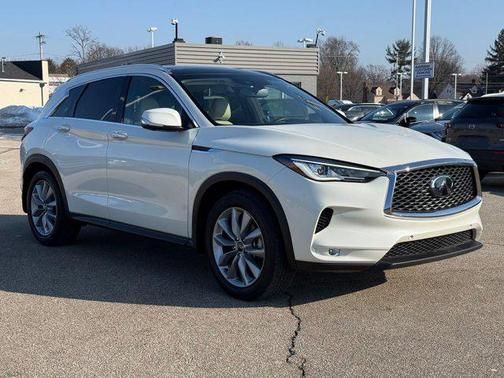 2022 INFINITI QX50 ESSENTIAL AWD