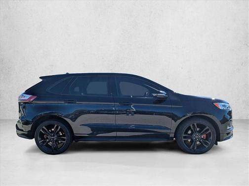 2020 Ford Edge ST