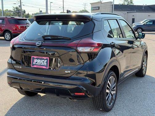 2024 Nissan Kicks SR