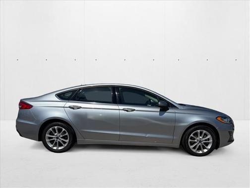 2020 Ford Fusion Hybrid SE