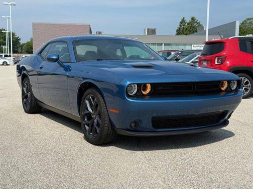 2022 Dodge Challenger SXT