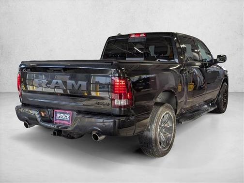 2017 RAM 1500 Night Crew Cab 4x4 5'7' Box