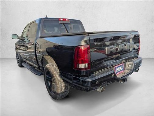 2017 RAM 1500 Night Crew Cab 4x4 5'7' Box