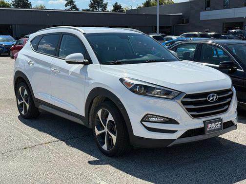 2017 Hyundai TUCSON Sport