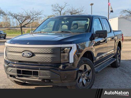 2025 Ford F-150 Lightning Flash