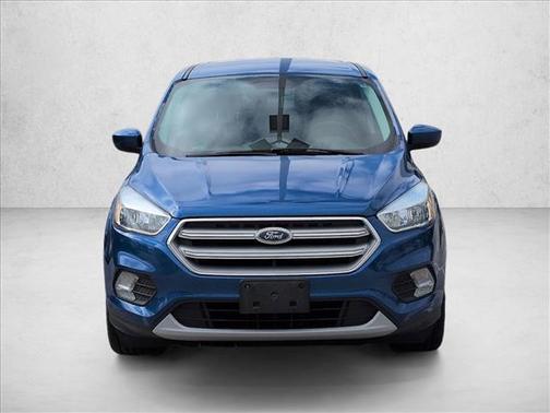 Lightning Blue Metallic 2017 Ford Escape SE