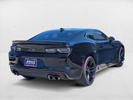 2022 Chevrolet Camaro RWD Coupe LT1