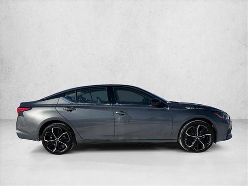 2025 Nissan Altima SR AWD