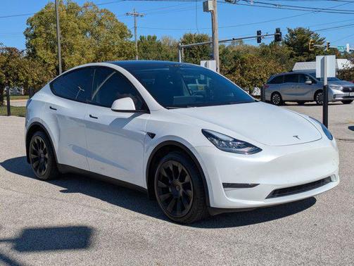2021 Tesla Model Y Long Range Dual Motor All-Wheel Drive