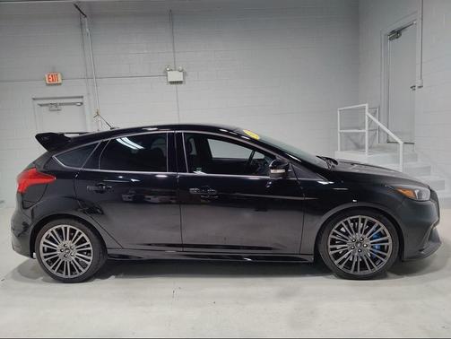 2017 Ford Focus RS Base