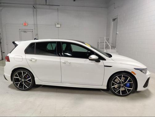 2022 Volkswagen Golf R 2.0T Manual