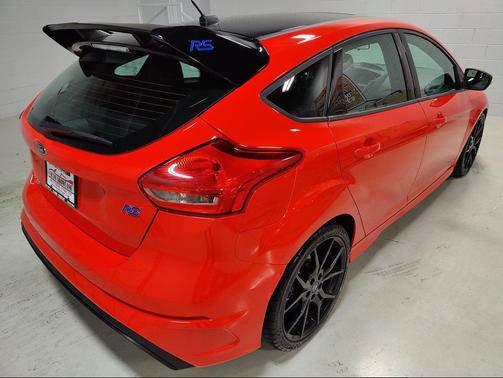 2018 Ford Focus RS Base