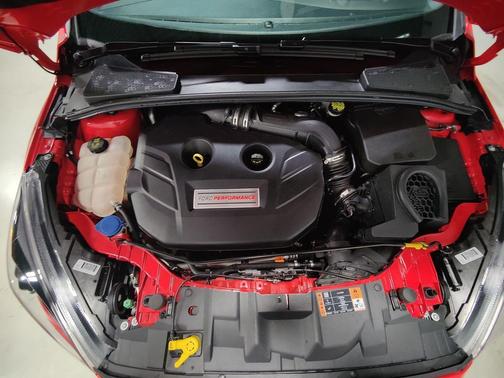 2018 Ford Focus RS Base