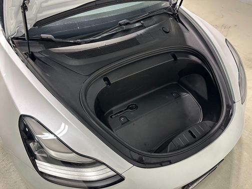 2020 Tesla Model 3 Performance