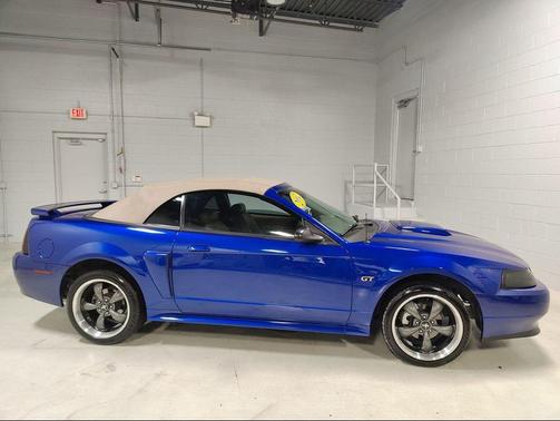 2002 Ford Mustang GT Premium