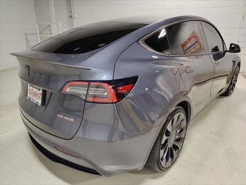 2022 Tesla Model Y Performance Dual Motor All-Wheel Drive