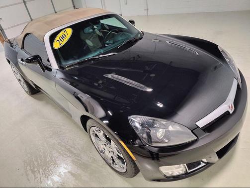2007 Saturn Sky Red Line