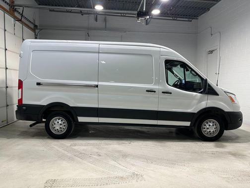 2020 Ford Transit-250 Base