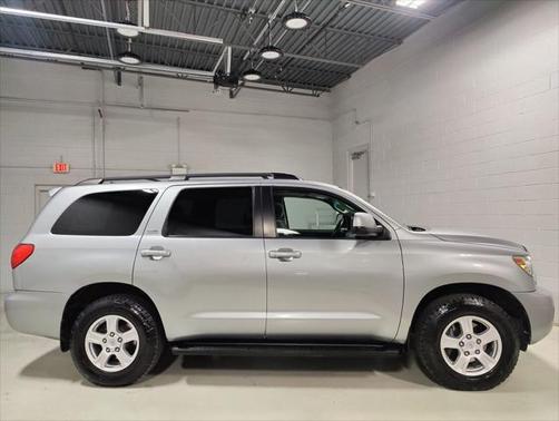 2015 Toyota Sequoia SR5