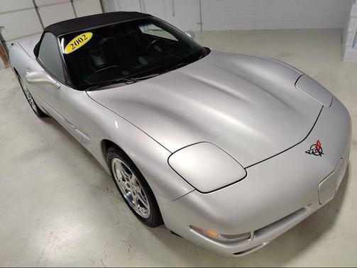 2002 Chevrolet Corvette Base