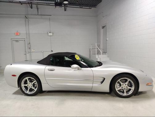 2002 Chevrolet Corvette Base