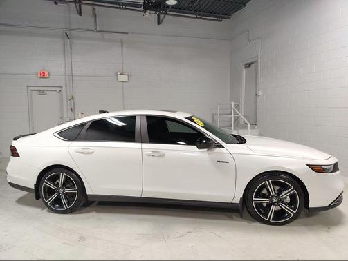 2023 Honda Accord Hybrid Base