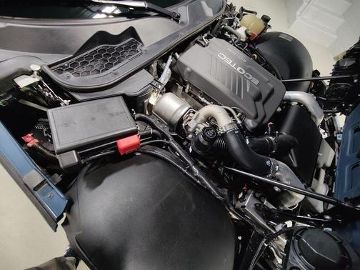 2008 Saturn Sky Red Line