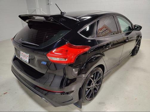2017 Ford Focus RS Base