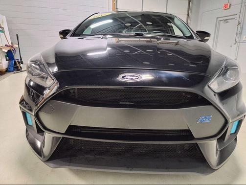 2017 Ford Focus RS Base