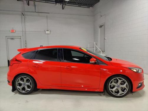 2016 Ford Focus ST ST