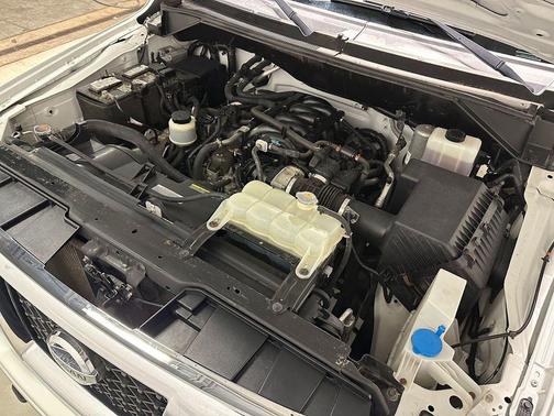 Glacier White 2020 Nissan NV Cargo NV3500 HD S V8