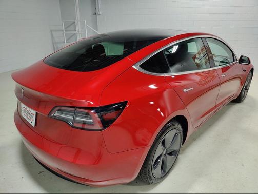 2020 Tesla Model 3 Standard Range Plus
