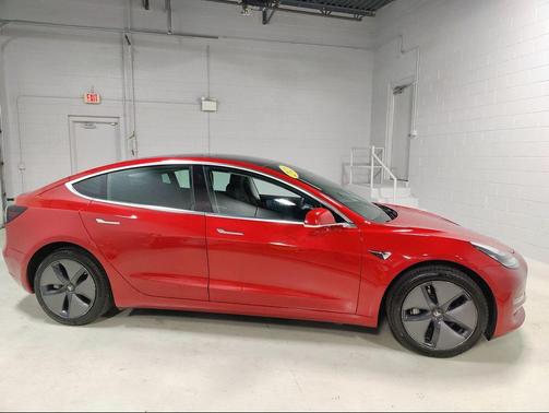 2020 Tesla Model 3 Standard Range Plus