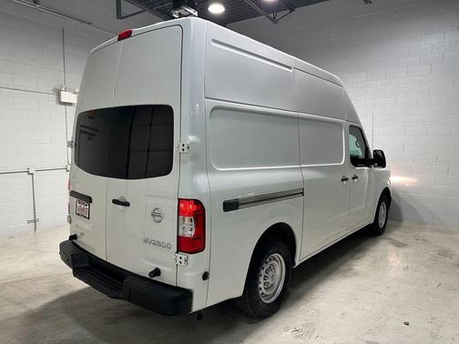2018 Nissan NV Cargo NV2500 HD SV V6