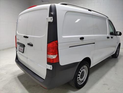 2023 Mercedes-Benz Metris Base