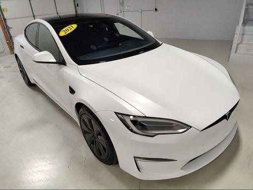 2021 Tesla Model S Long Range