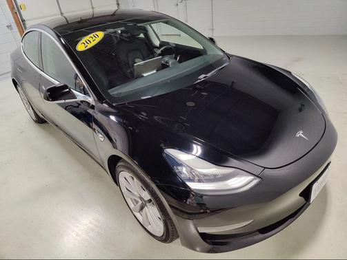 2020 Tesla Model 3 Long Range