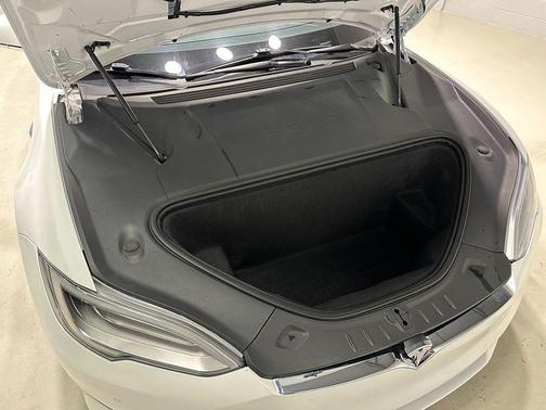 2020 Tesla Model S Long Range Plus