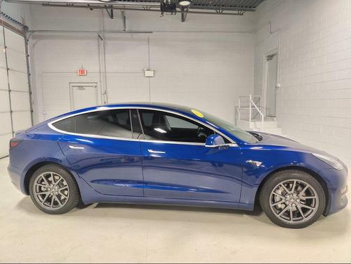 2019 Tesla Model 3 Performance