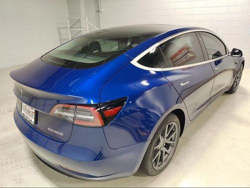 2019 Tesla Model 3 Performance