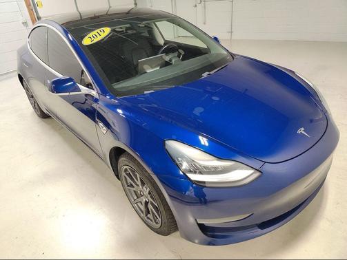 2019 Tesla Model 3 Performance