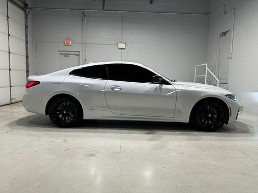 Mineral White Metallic 2022 BMW 430 i xDrive